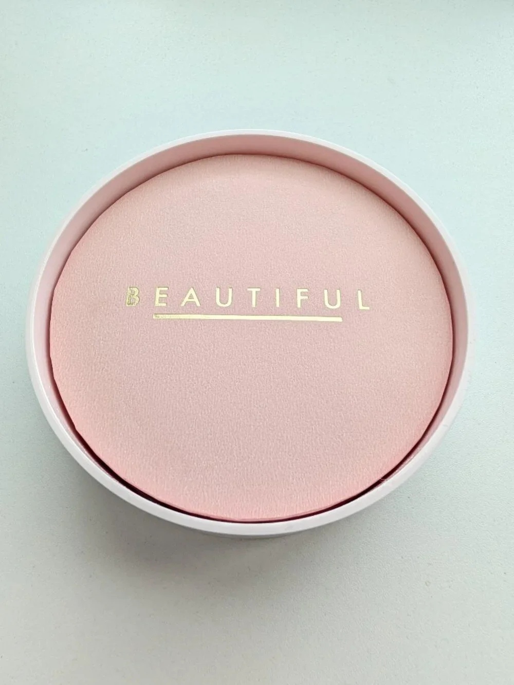 Estee Lauder BEAUTIFUL Perfumed Body Powder 1oz /28.3g w Puff SEALED Pink Case